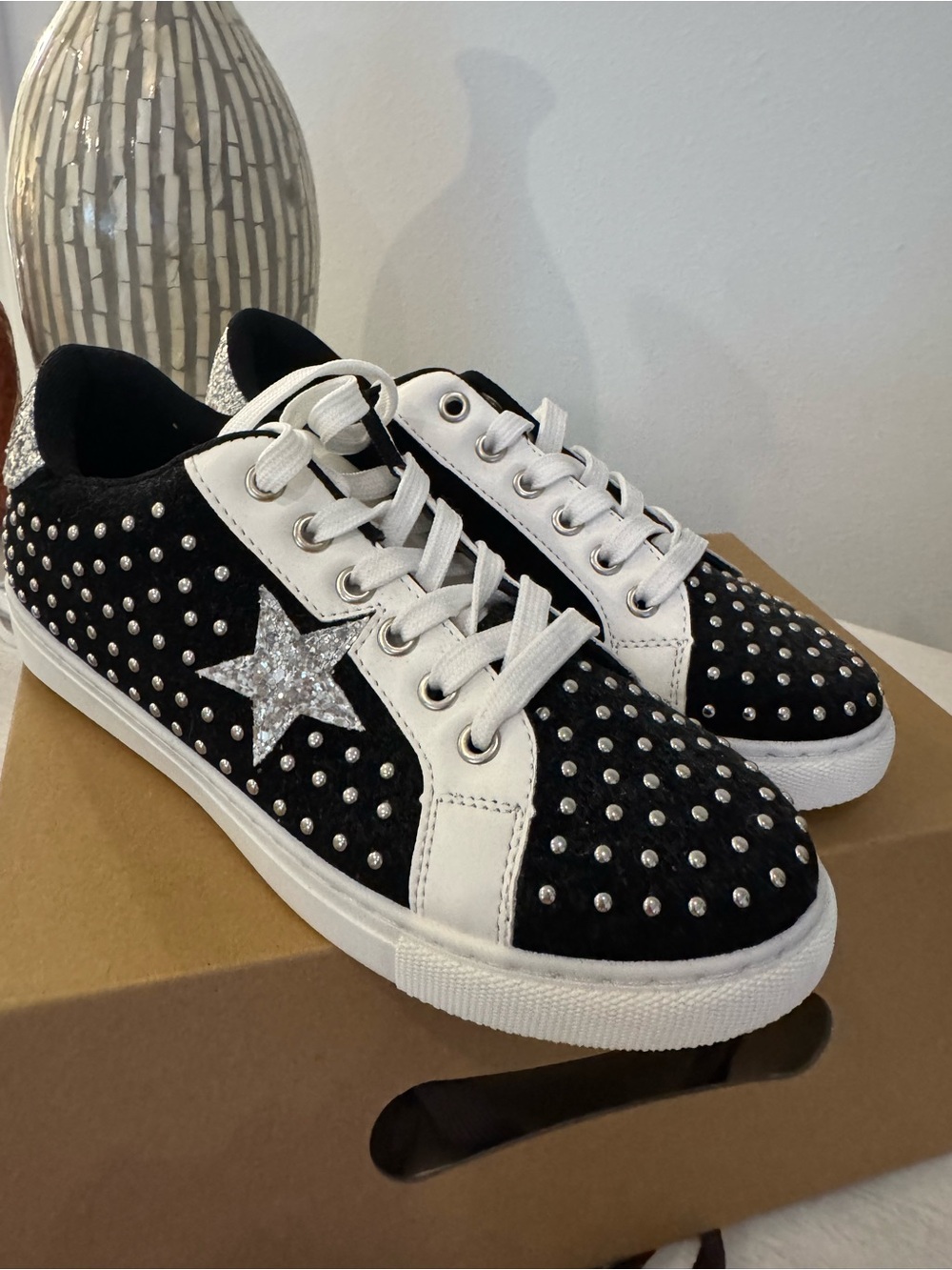 Outwoods Black and White Studded Star Sneakers